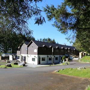 Colliford Lake Tavern & Holiday Park